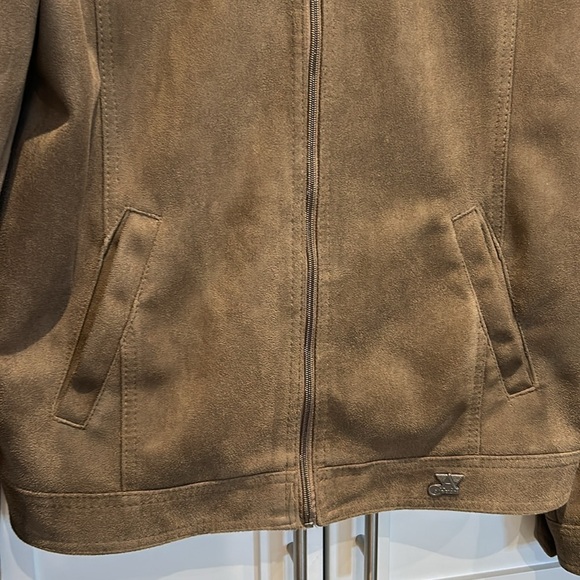 Men's Classic Brown Suede Jacket - Picture 10 of 15